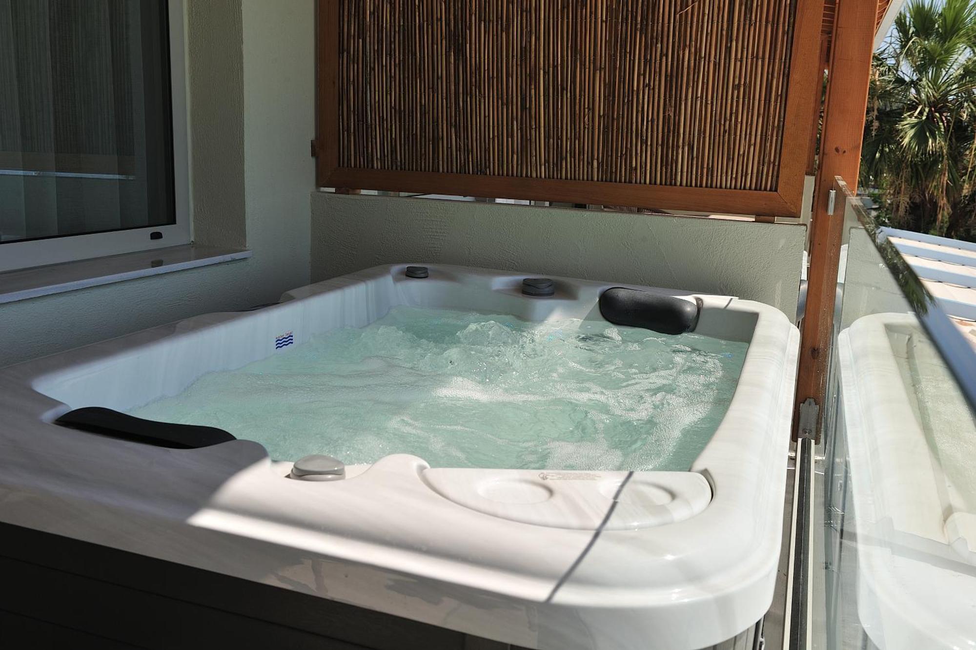 Salty Wave Suites Skiatos Zewnętrze zdjęcie